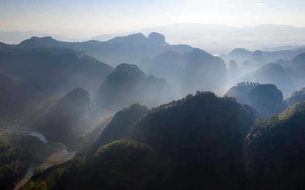 山外山，是什么模樣？